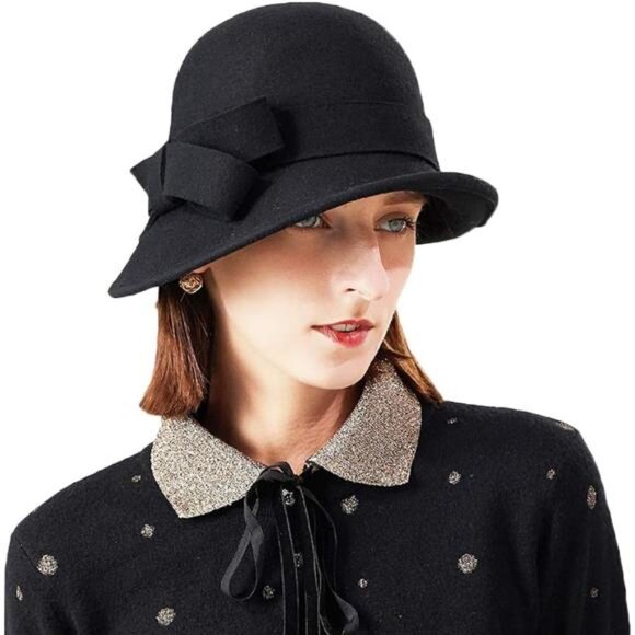 Accessories - Women Solid Color Winter Hat Black